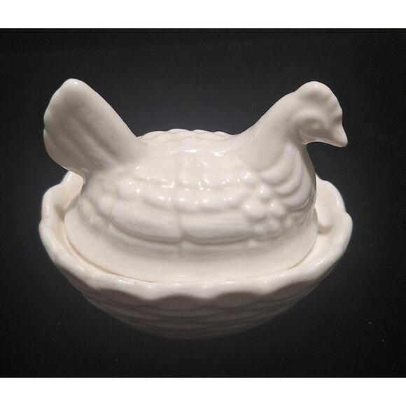 Mini Bone China Hen on Nest Trinket Box Japan White Porcelain 3” x 2.25” - Picture 1 of 5